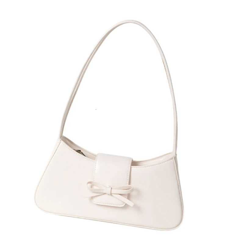 Trendy Shoulder Bag Purse With Buckle Versatile Underarm Bag PU Leather Handbag For Fashionable WomenT2511112