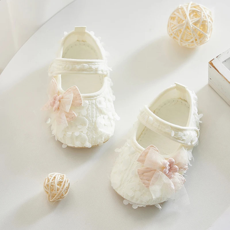 Cute baby girl bow apartment shoes for special occasions such as parties holidays and baby showers - perfect 250411