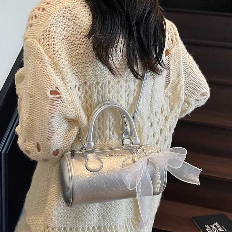 Luxury Pillow Handheld Bag Women Unique Vintage Design Casual Shoulder Crossbody Boston Purse Weekend Getaway High QualityW251111