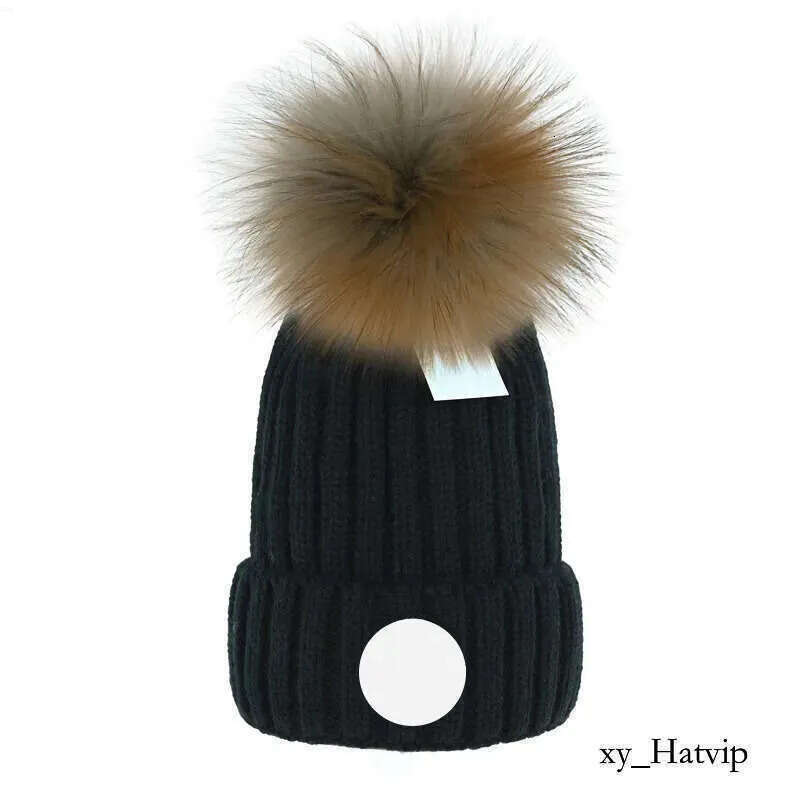BeanieSkull Caps Soft Monclair womens cashmere soft designer casquette Luxury Mens Beanie cap stylish thermal hat Trucker Hat Winter knitted hairbal