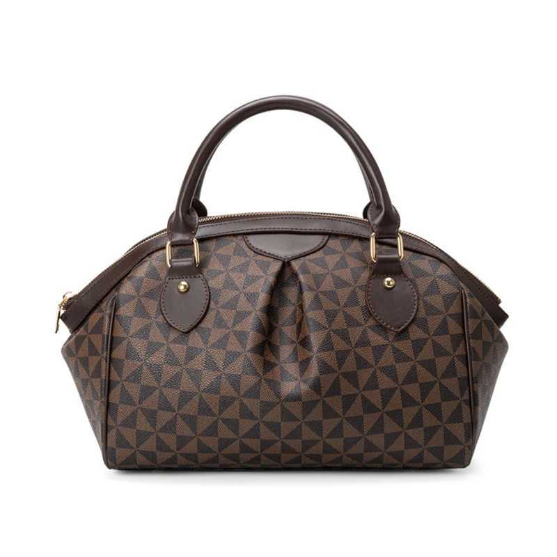 New Fi Womens Bag Trend Brand Leisure Shell Bag Large Capacity Personalized Garbage Bag Designer Luxury HandbagXJ250412
