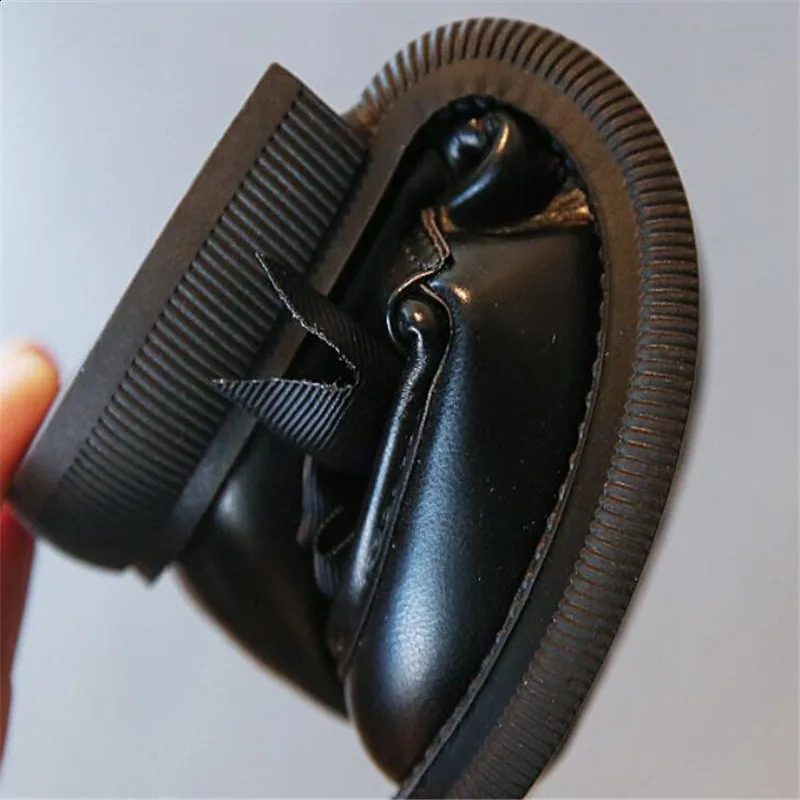Girl British Style Black Leather Shoes Cute Bow Patent Leather Princess Shoes Childrens Shallow Mouth Dress Shoes 250411