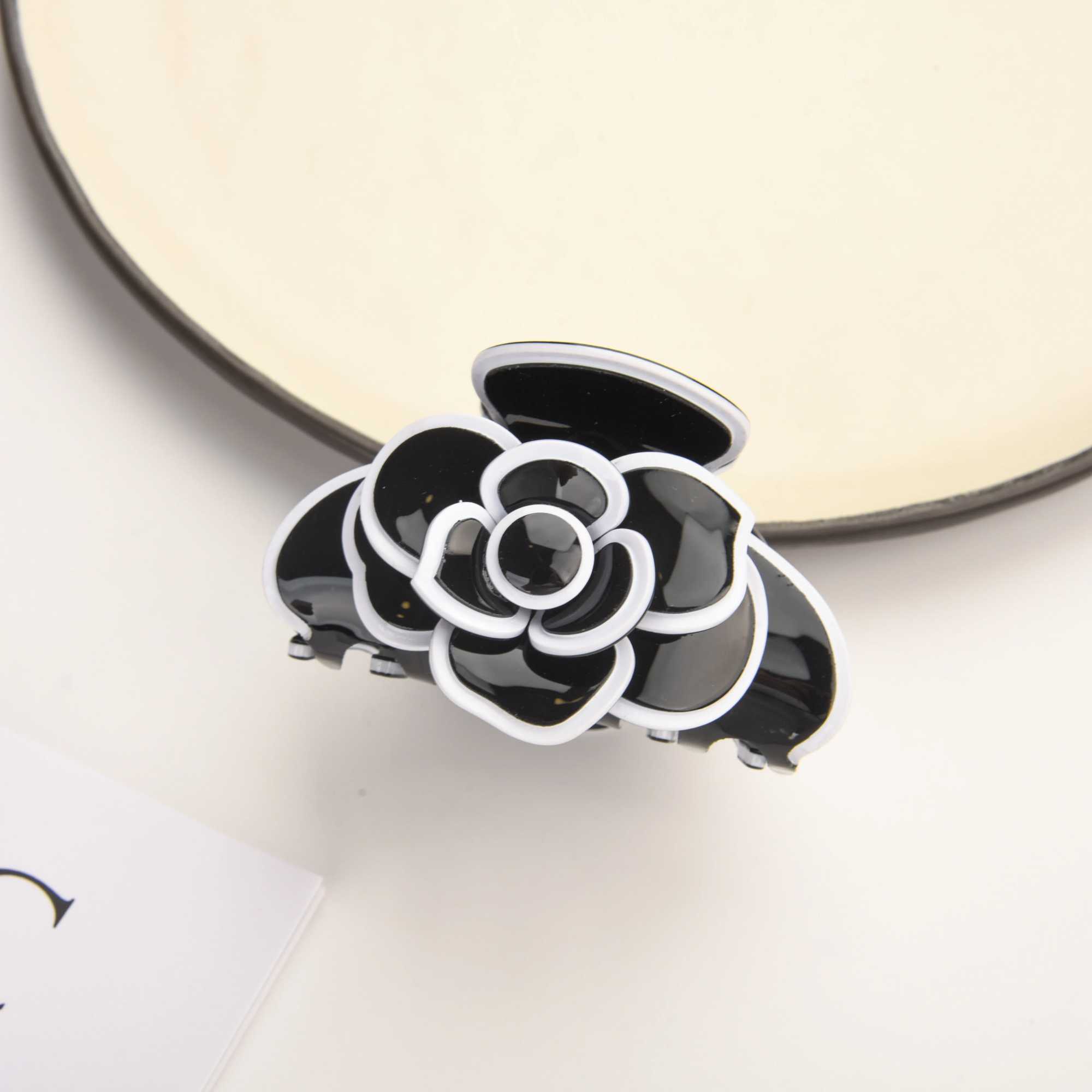 Muweordy French Camellia Hair Claw Personalized Design Acetate Claw Clips Flower Crab Hairpin Female Hairpin Y2504012