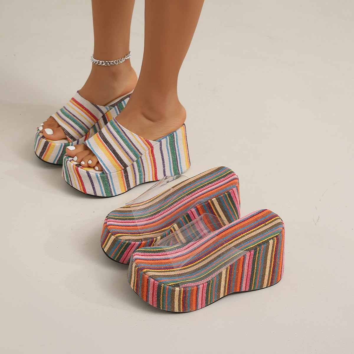 Thick sole sloping heel flip flops for women with high heels, solid color cloth surface beach sandals, slippers