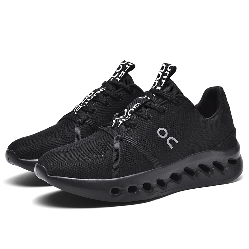 New 2025 Casual shoes men plus size sports shoes casual sports mesh shoes lightweight breathable comfortable