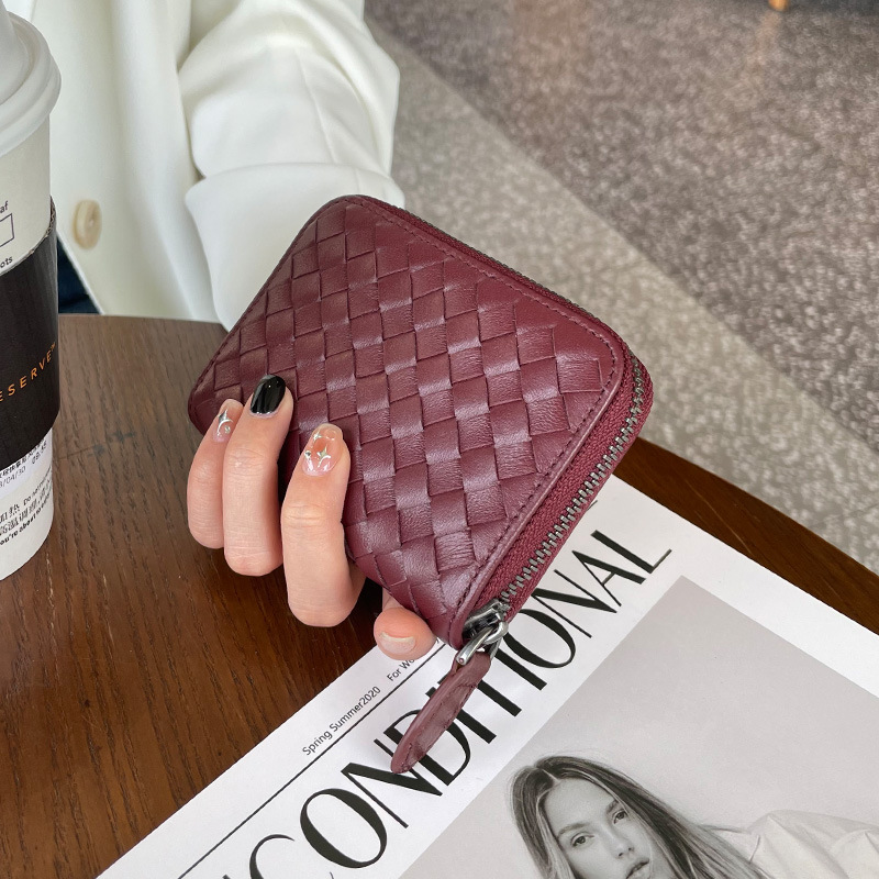 2025 new Genuine leather women's coin purse and card holder integrated bag sheepskin hand-woven with zipper large-capacity card clip