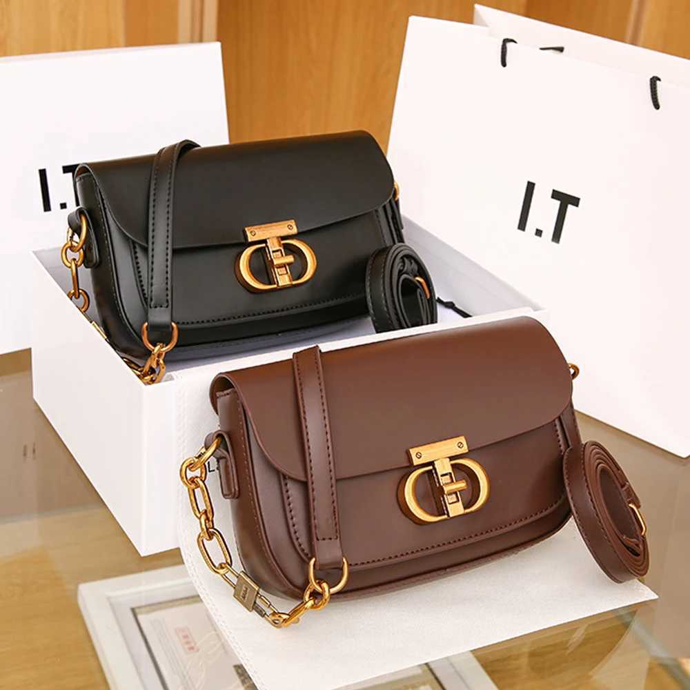Light Luxury Tote Bag for Women Retro Fashion Chain Shoulder bag Versatile Commuting Crossbody Bag Ladies Small Square BagsW251112