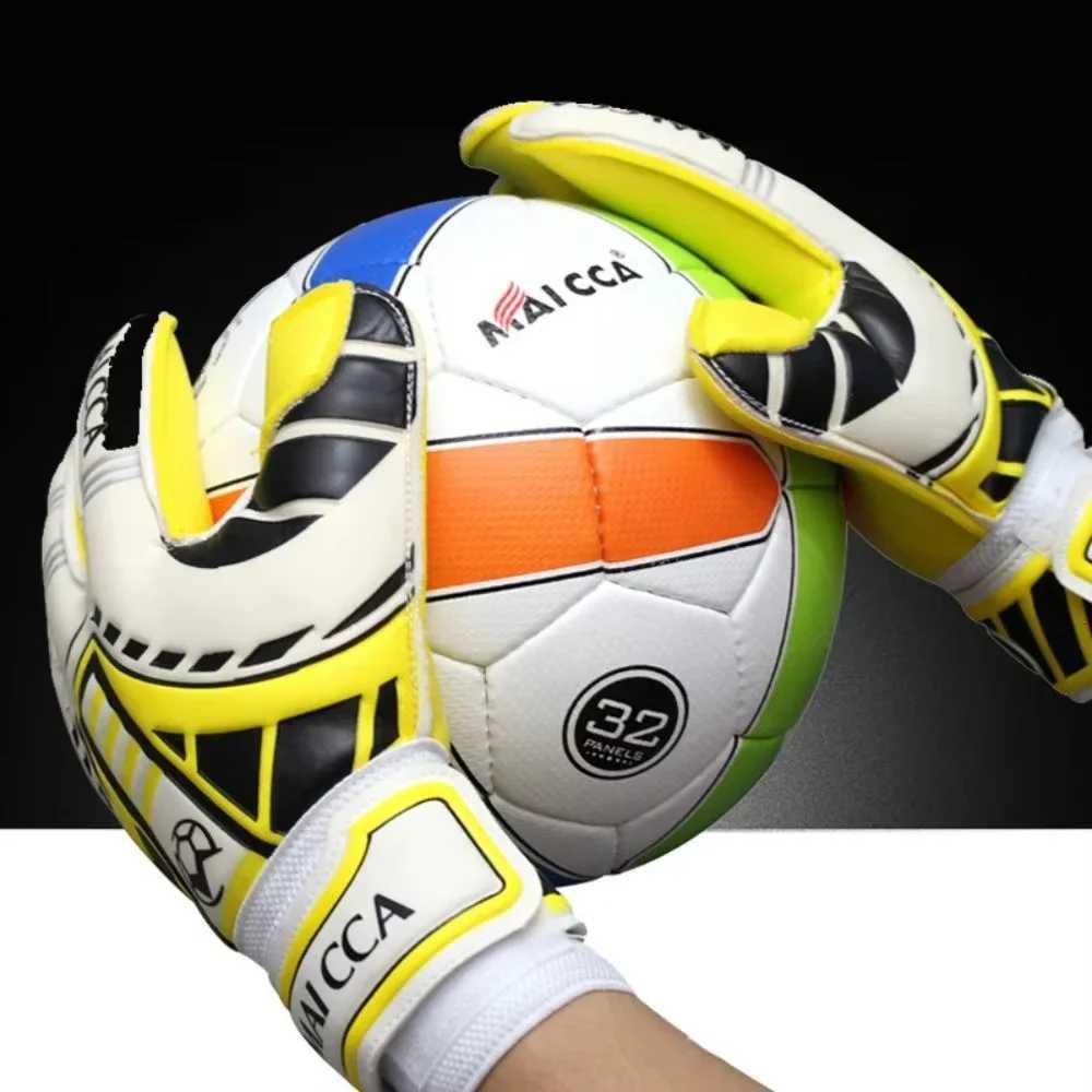 Football Goalkeeper Gloves Training Gloves Professional Finger Protection Soccer Football Gloves Thicken Latex Goal KeeperW251112