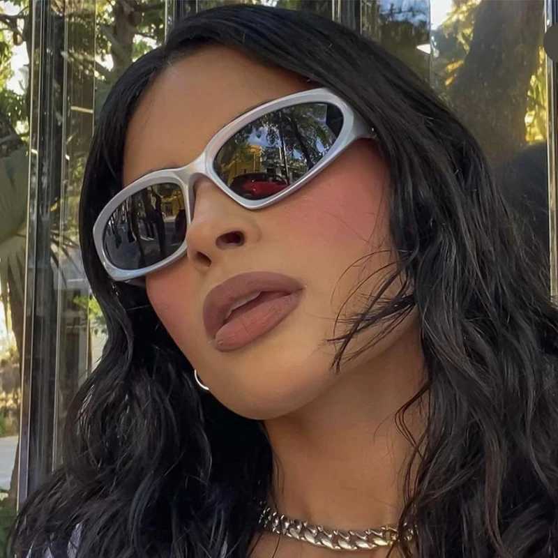 Popular Womens Sunglasses Punk Lenses Eyewear Vintage Luxury Designer Outdoor Sun Glasses In Trend Eyeglasses Steampunk Woman Z250411