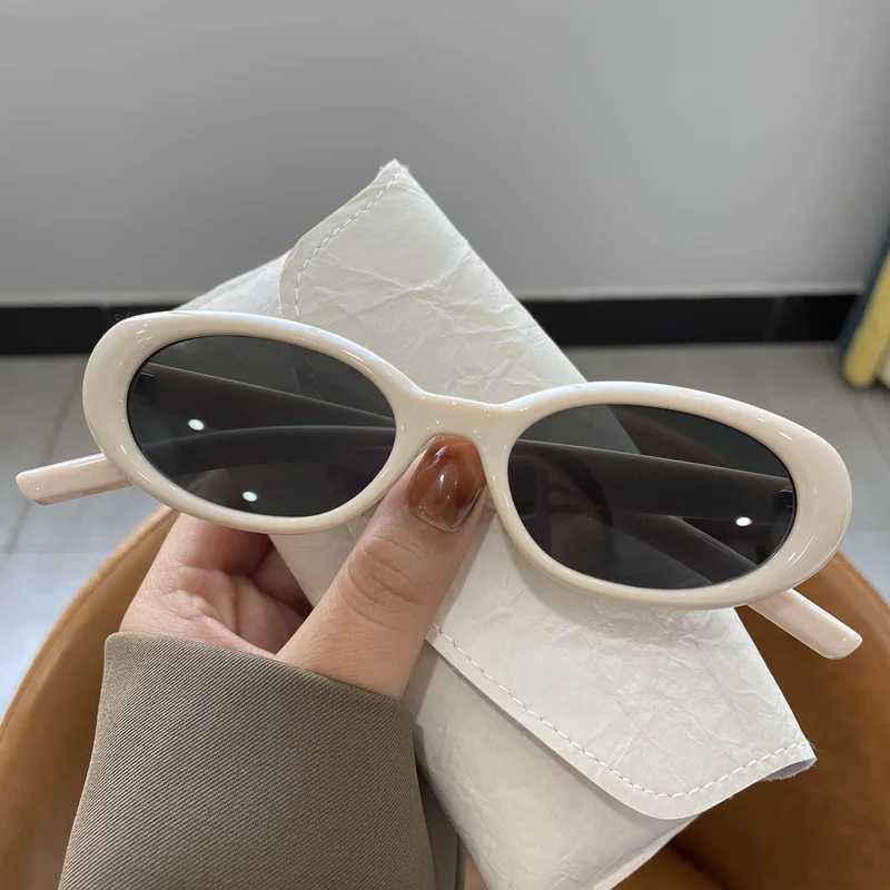 New Small Frame Oval Shape Sunglasses Classic Mens Vintage Sun Glasses Women Outdoor Leisure Eyewear UV400 Oculos De Sol Z250411