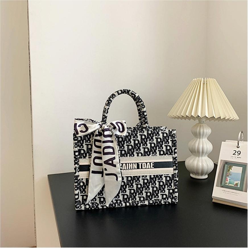 new hot Free shipping designer shoulder bag for women Tiny house Luxury summer new outdoor black gray Large capacity designer bag