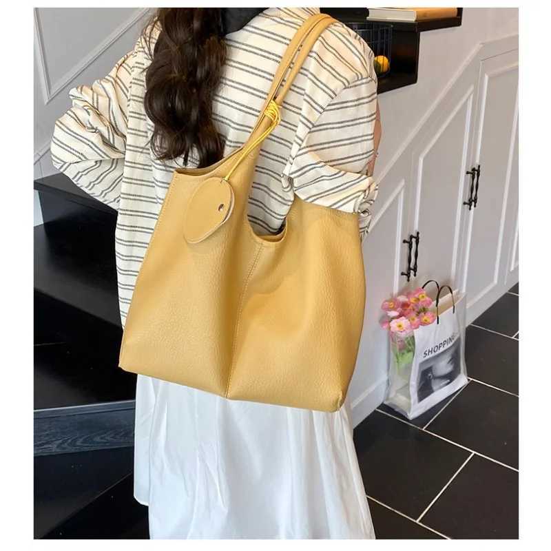 Popular Classic Crossbody Bag Women Leather Handbag Messenger Style Famous Designer Elegant ChicW251111