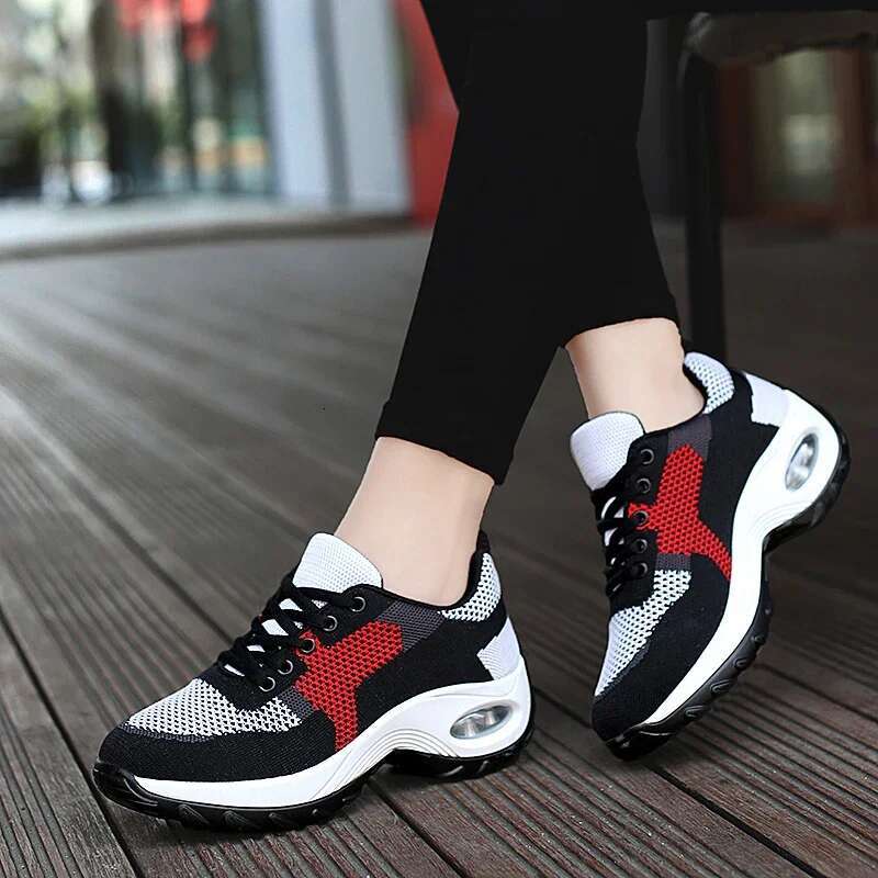 2025 new women's sports shoes air cushion walking breathable fitness jogging shoes women's lace up platform designer fashion sports shoes