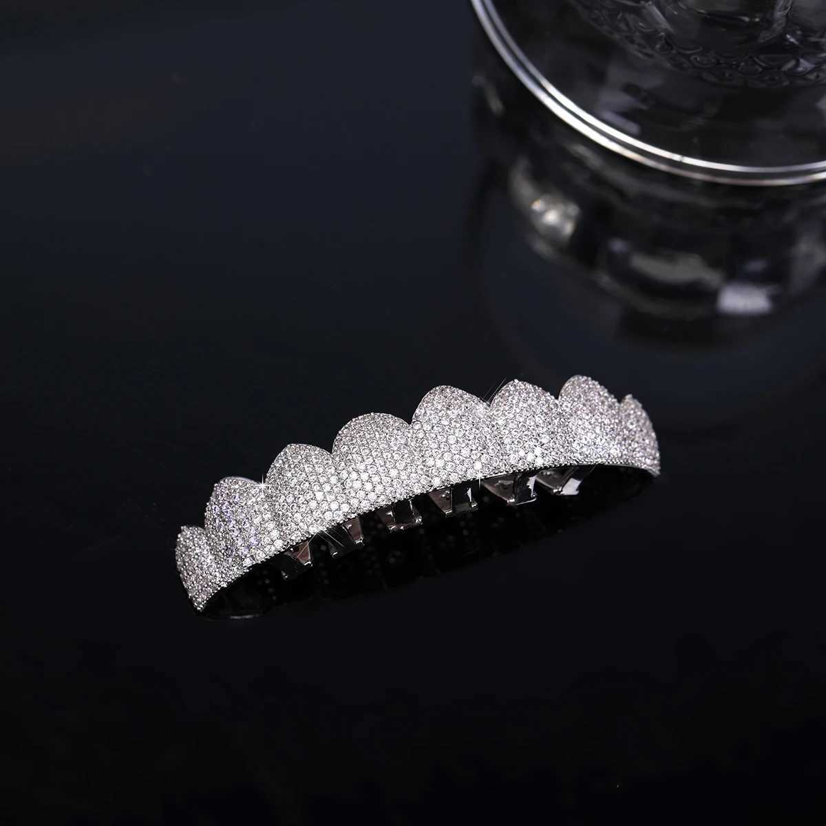 Hip Hop Teen Grills Big Golden Teen Halloween Party Grilz Trendy Rapper Jewelry Fun Nightclub Accessories Fashion Jewelry W250412
