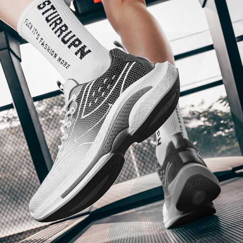 Mens Shoes Four Season Mesh Sports Shoes Lightweight Shock-absorbing Running Shoes Fashionable and Trendy Youth Casual ShoesC250411