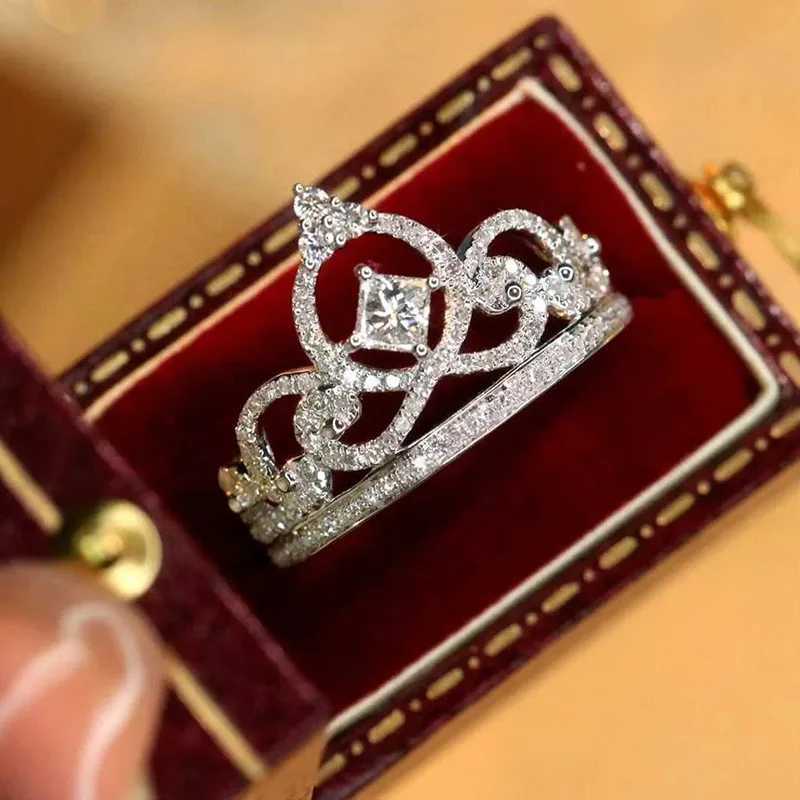 925 sterling silver luxury womens crown ring bright zirconia finger accessories exquisite recommended finger jewelryXJ250412