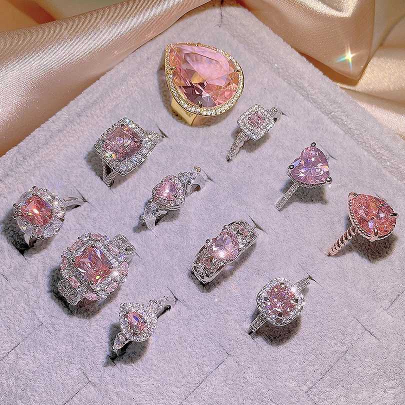 New Classic Silver Womens Ring Set with Zircon Pink Crystal Engagement Women Shining Jewelry Heart Womens GiftXJ250412