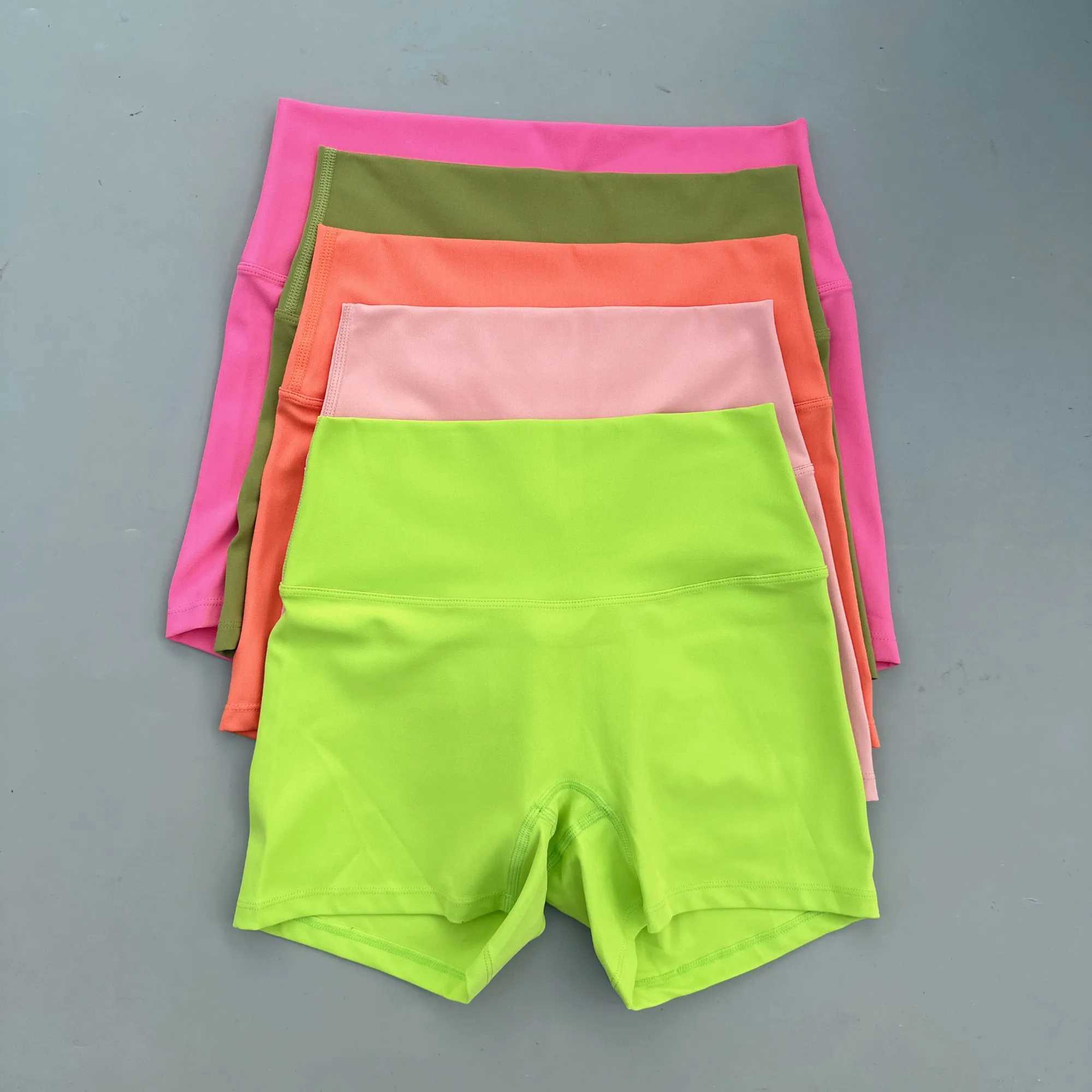 Solid color tight fitting womens fitness exercise short waist yoga short leg squatting posture comprehensive training jogging exercise Y250412