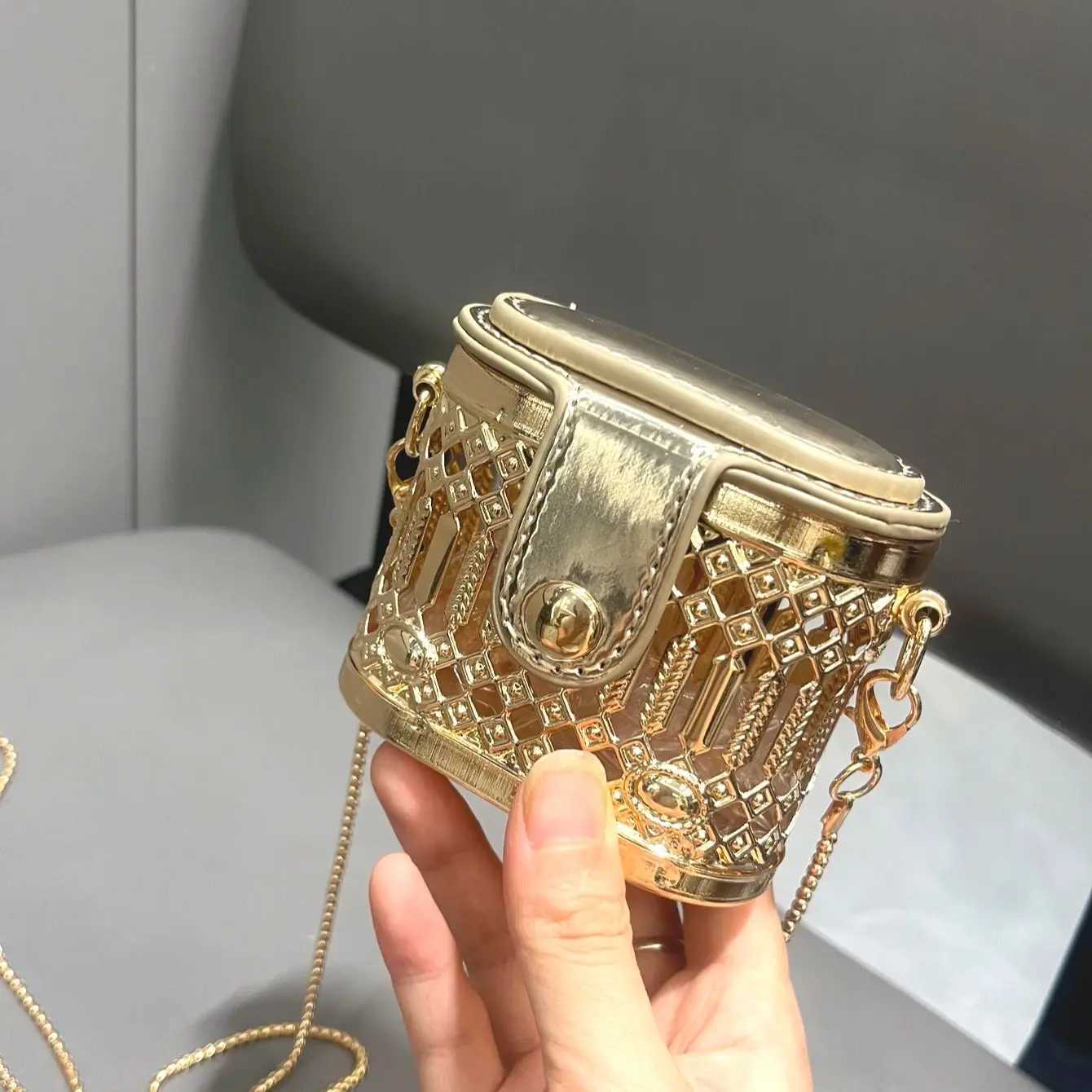 Golden luxury Designer mini small shoulder bags Evening bag Purses and handbag funny metal shape Clutch purse Party WeddingW251112