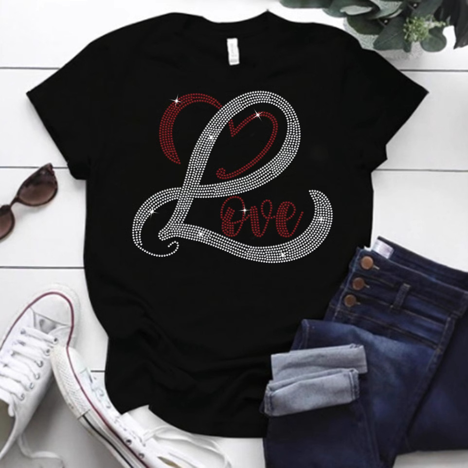 2025 Designer Hot Diamond Heart Shaped Women's T-shirt Fashion Large Women's Black Short Sleeved Top Flower Water Diamond Women's Cloth
