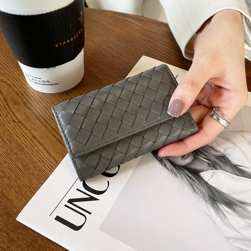 2025 new Genuine leather key case and wallet combination bag sheepskin woven key case compact and portable coin purse