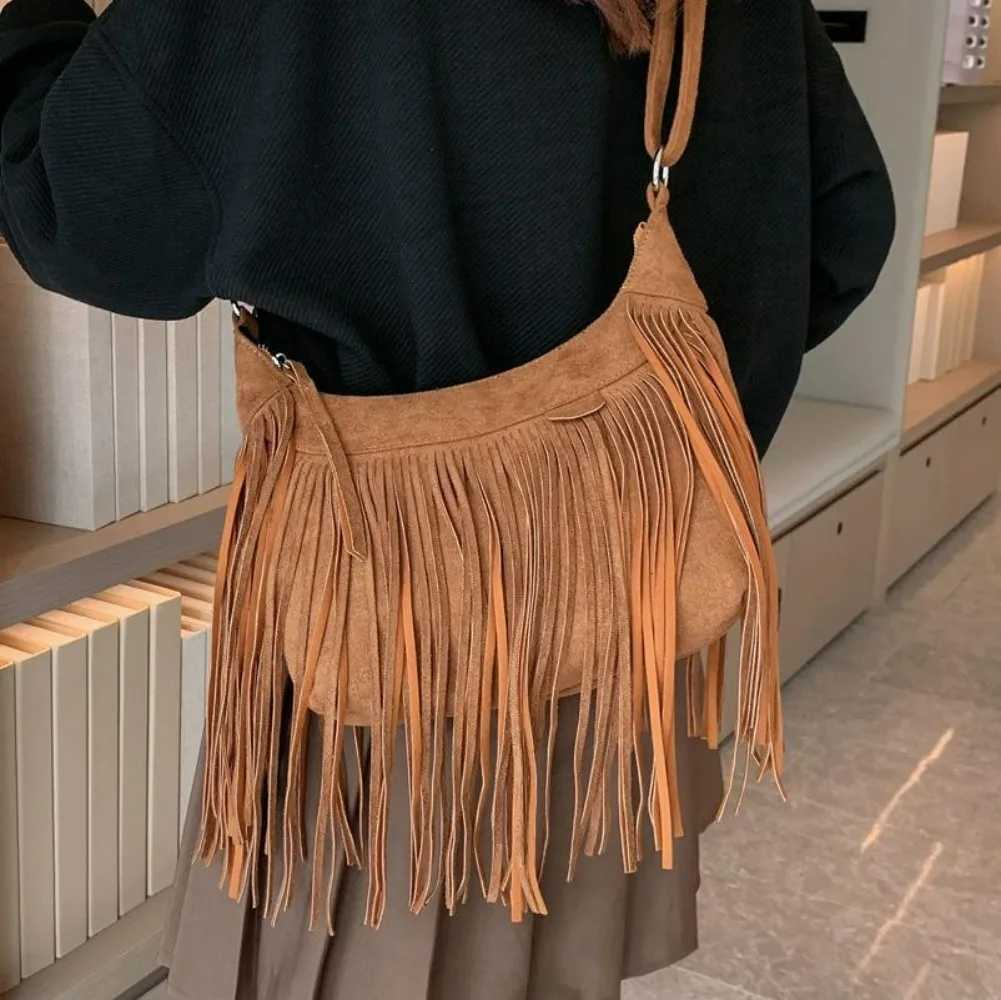 Nichle Design 2024 Womens Bag Rereo Shoulder Cross Bag Womens Tassel Bucket Handbag Fi Wallet HandbagXJ250412