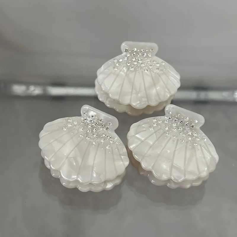 Rhinestone white shell series acetic acid grab clamp niche design grab star shaped grab rear clamp hair accessories Y2504012