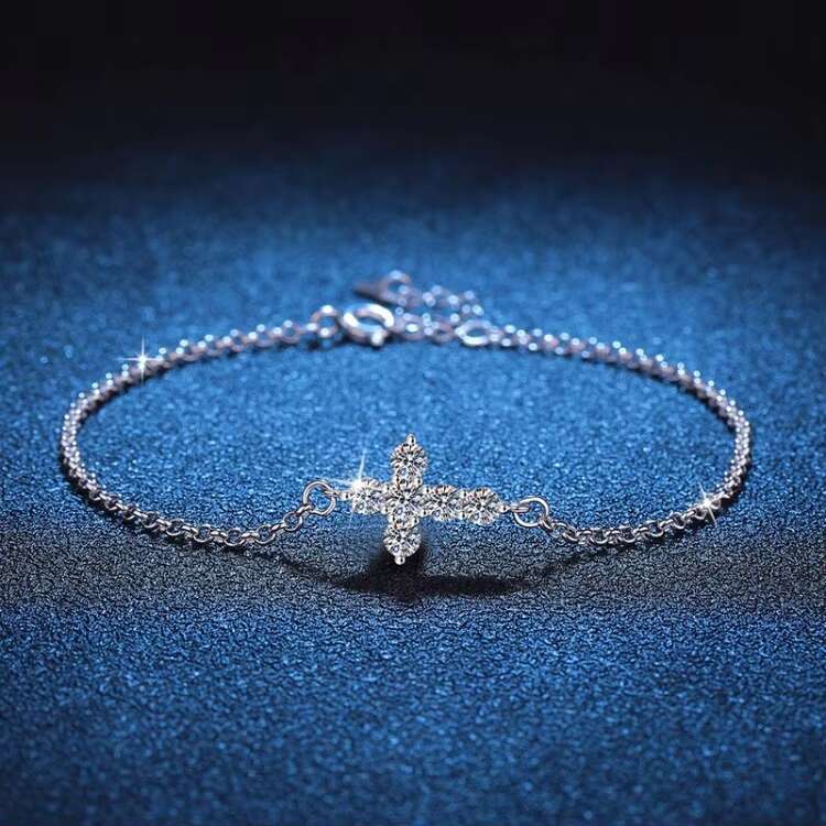 C903 Factory Wholesale S925 Sterling Silver Moissanite D Color 1 Womens Adjustable Cross Bracelet Moissanite