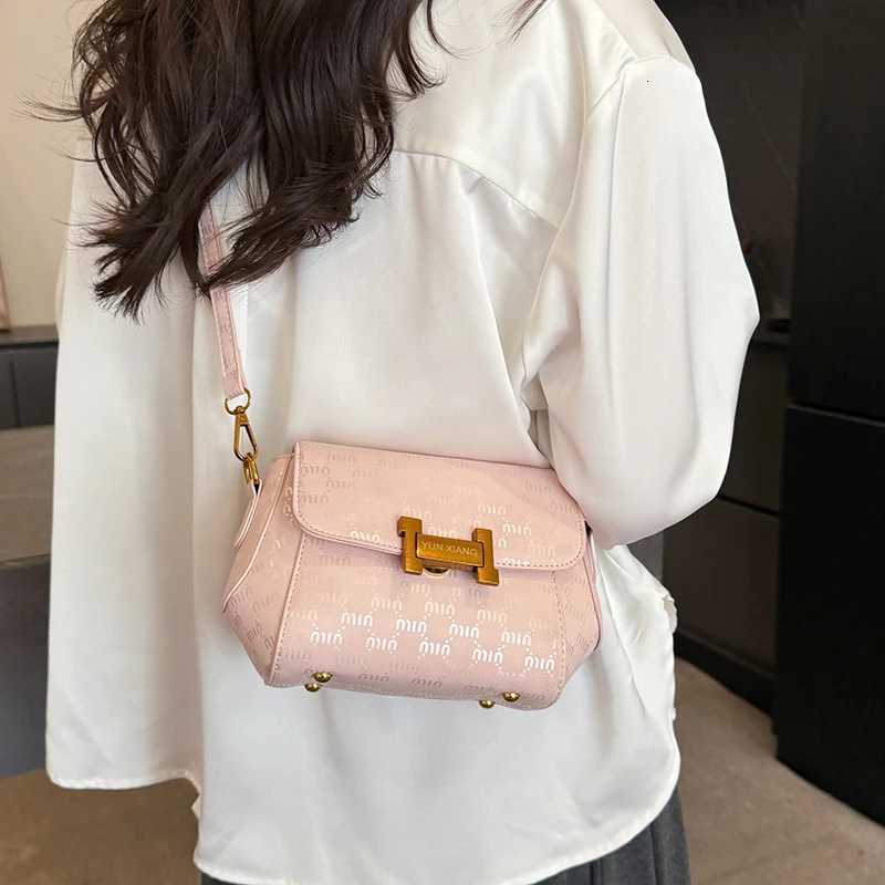 Elegant Designer Paris Fashion Tote Messenger Bag Large Capacity Solid Color For Women Luxury Leisure UseW251111