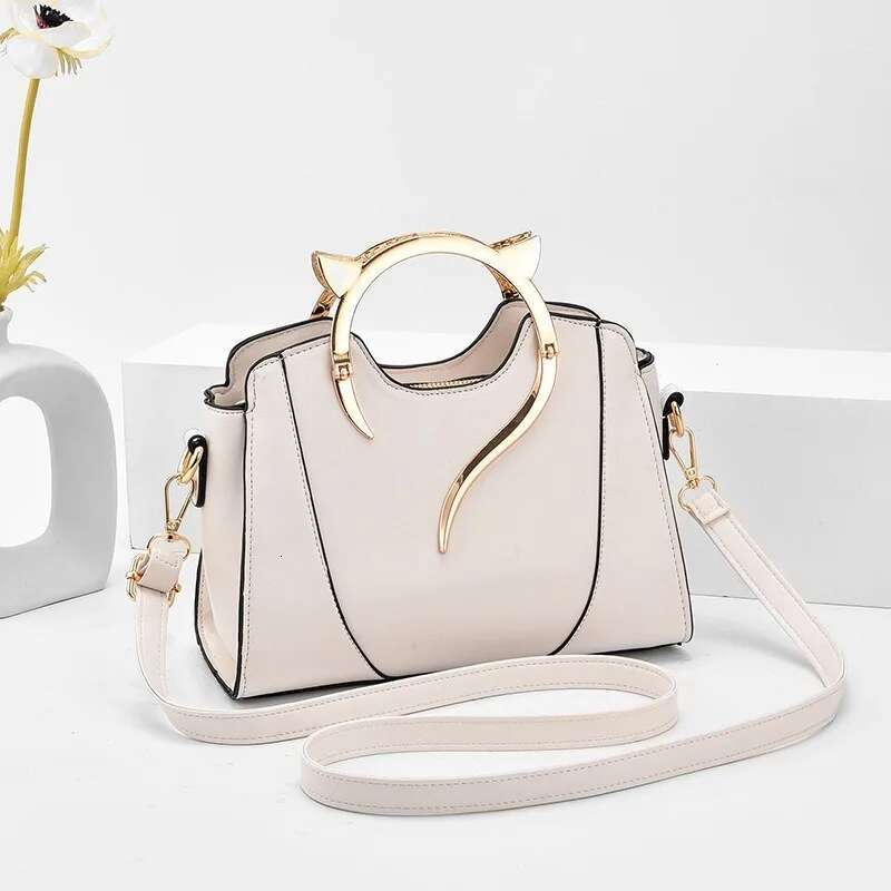 Fashion Leather Shoulder Chain for Small Purse Crossbody Bags Women Trendy Underarm Bag Square Satchel Handbag