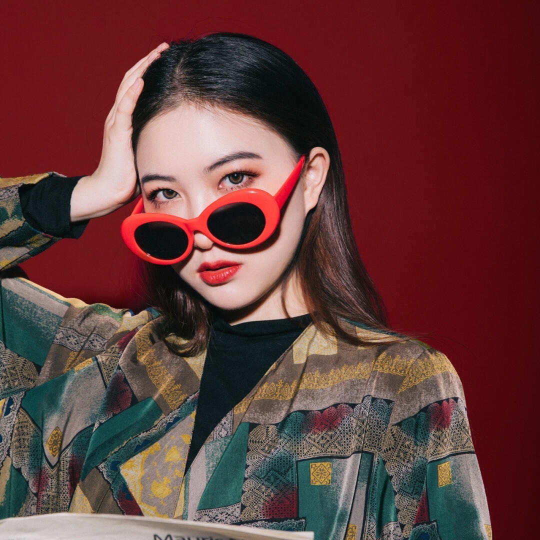 24 new fashionable street photography glasses, high-end and UV resistant oval cat eye sunglasses