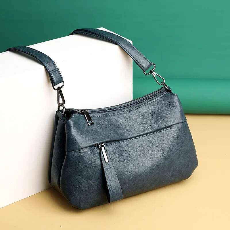 Fashion Women With Three Layers Large Capacity Shoulder Crossbody Bag Soft Leather Light Trend Mother's Messenger Handbag