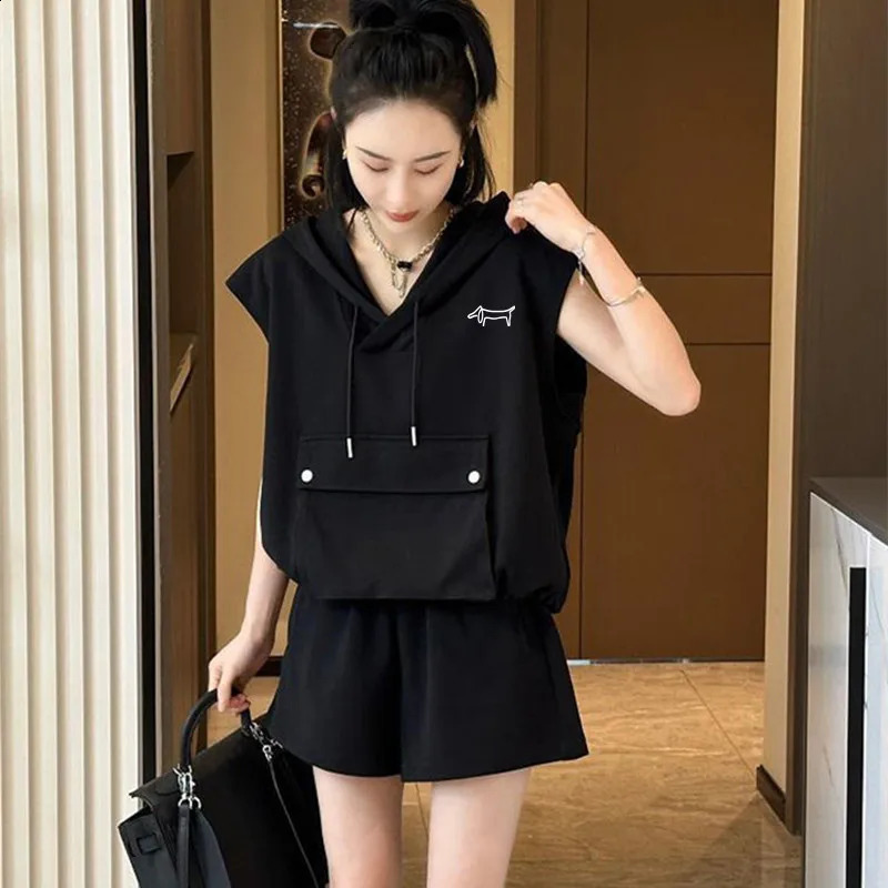 Summer Golf Wear Women 2025 Korean Golf Suits Hooded Casual Top Sports Shorts Two Piece Set Women Golf Clothing 250411