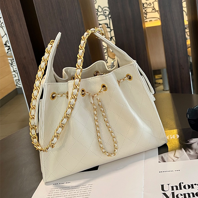Designer Handbag Caviar 25C Hobo Shoulder Drawstring Chain Bucket High-Capacity Genuine Leather Crossbody Bag Two Types Of Leather Can Be Selected 250