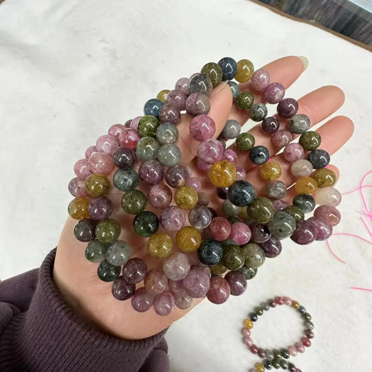 Natural colored tourmaline bracelet simple energy elastic bracelet academic magnetic on-site jewelry party gift wholesale 250409
