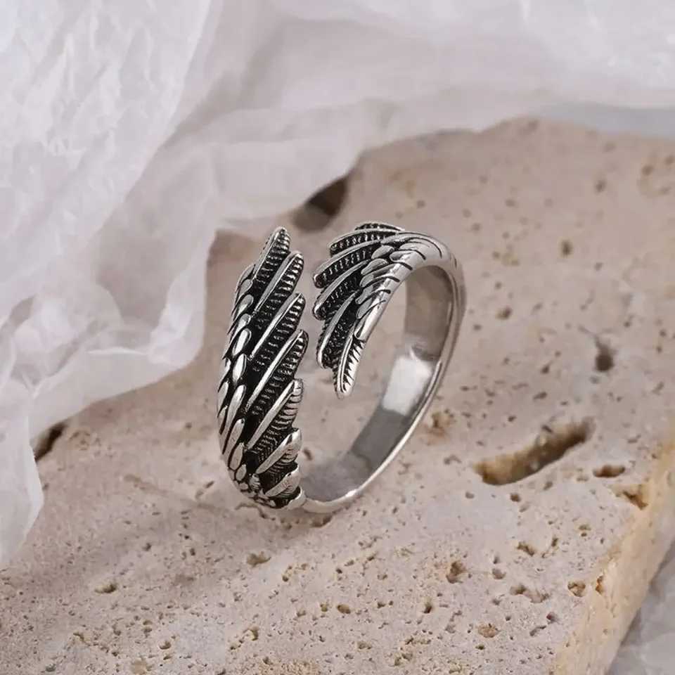 New Style Silver Ring Fashion Hip Hop Retro Couple Creative Wings Design Party Jewelry Birthday GiftXJ250412