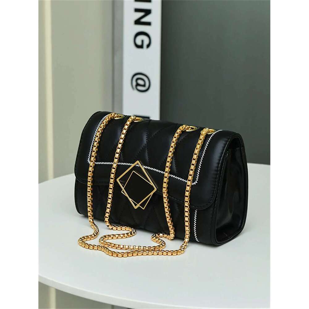 Black dia women 2025 summer new fashion chain shoulder bag temperament crossbody handbag