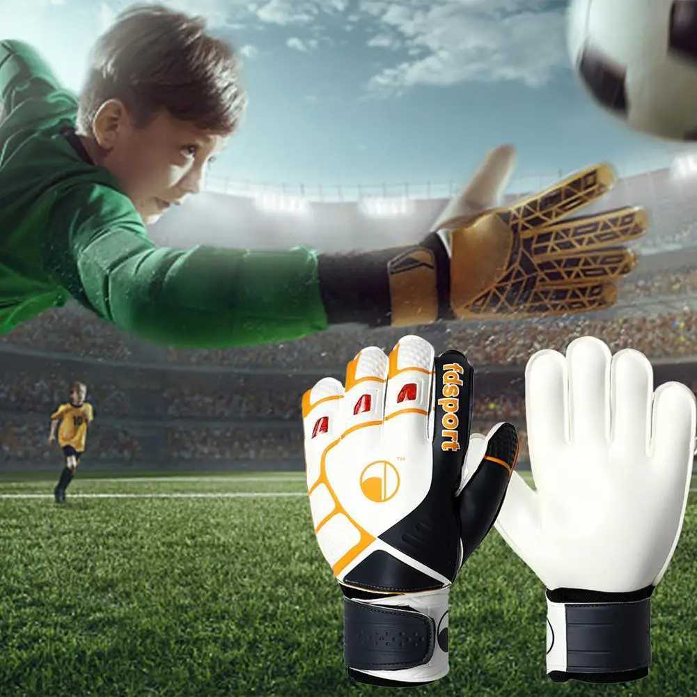 Goalkeeper Goalie Soccer Gloves - Kids Youth Football Goal Keeper Gloves With Embossed Anti-Slip Latex Palm And Soft PU Hand BW251112