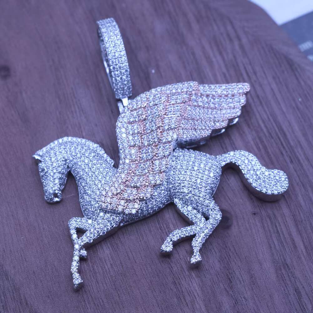 Custom Cartoon Diamond Pendant Fine Jewelry Custom High Quality Flying Sweat Blood Horse Charms