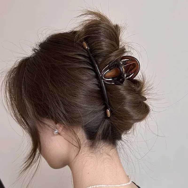 New retro womens hair clip acrylic shark clip Chinese style hair accessories fashionable girls headwear womens hair clip Y2504012