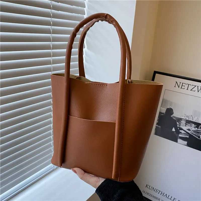 Casual womens horizontal bag foldable casual textured bucket bag handbag designer bag womens childrens bagXJ250412