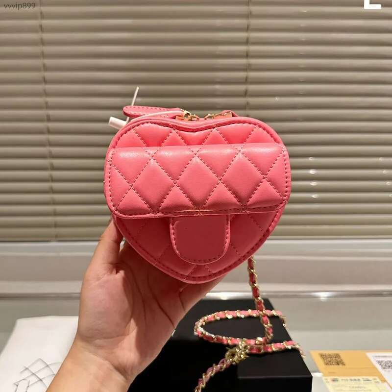 Women Love Heart Makeup Bag Designer Bag vanity bag Crossbady Handbag Gold Metal Hardware Chain Bag Leather Diamond Lattice Shoulder Bags Luxury Wallet 14/16cm