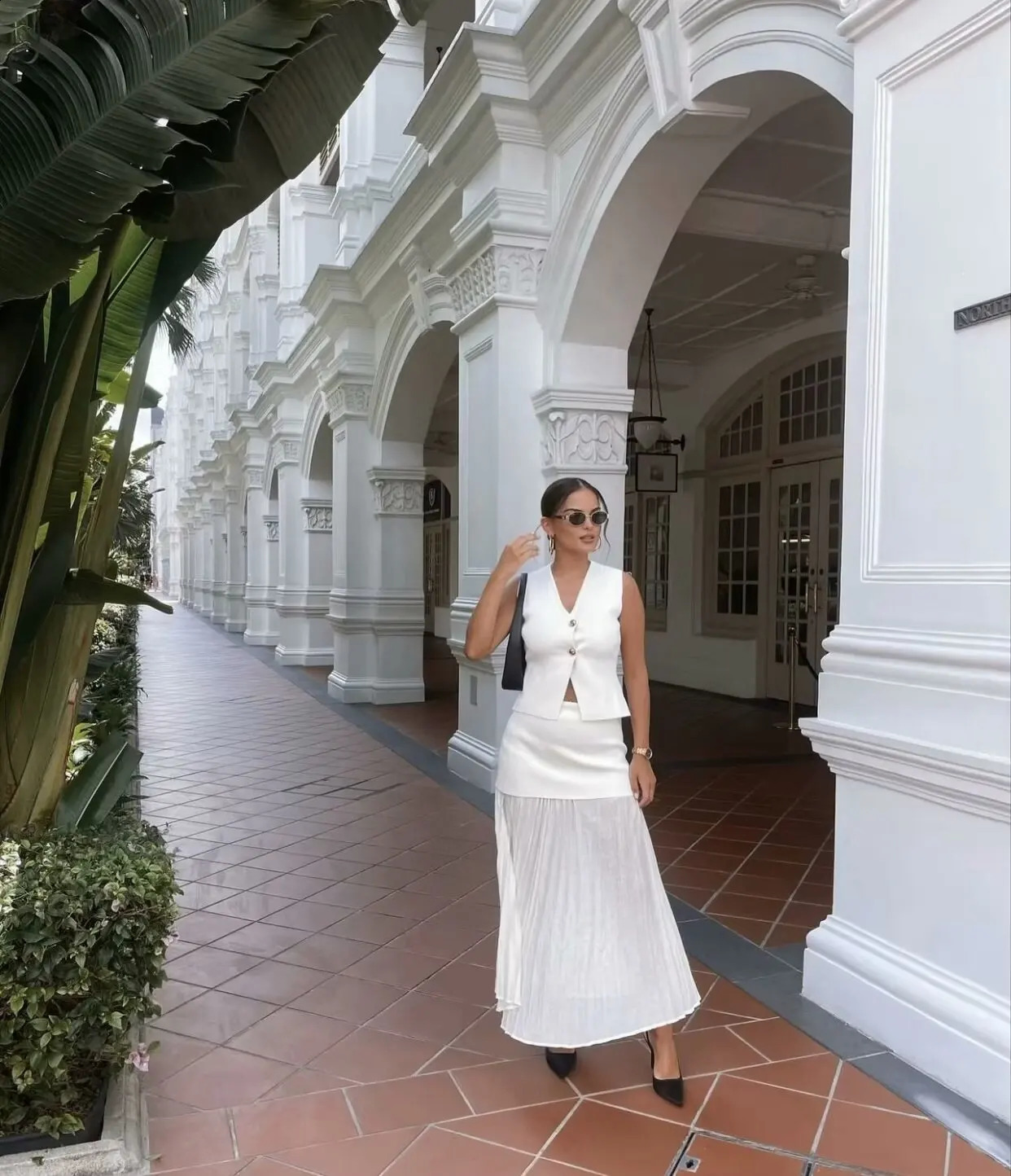 4 Color Women 2 Piece Skirt Set V-Neck Sleeveless Knitted Vest TopElegant Splicing High Waist Zipper Long Skirts Holiday Suits 250411