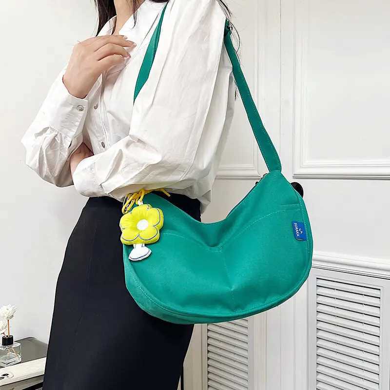 Womens Fashion Lightweight Shopping Diagonal Shoulder Small Bag Korean Edition Simple and Versatile Pop Art Campus Canvas BagsT2511112