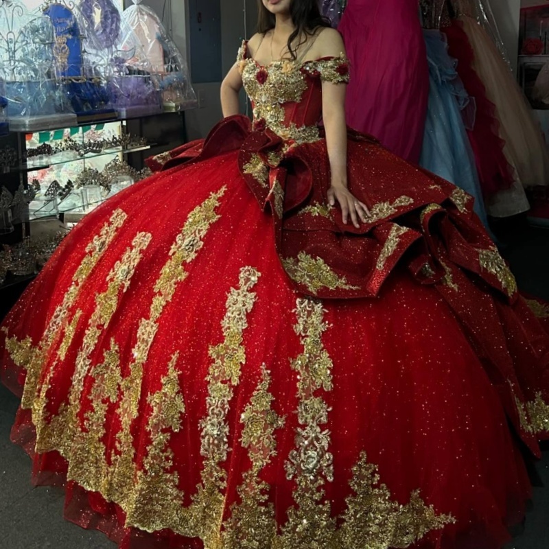 Red Shiny Princess Quinceanera Dresses Off Shoulder Beads Gold Applique Lace Bow Tull Sweet 16 Dress Ball Gown Vestidos 15 Anos