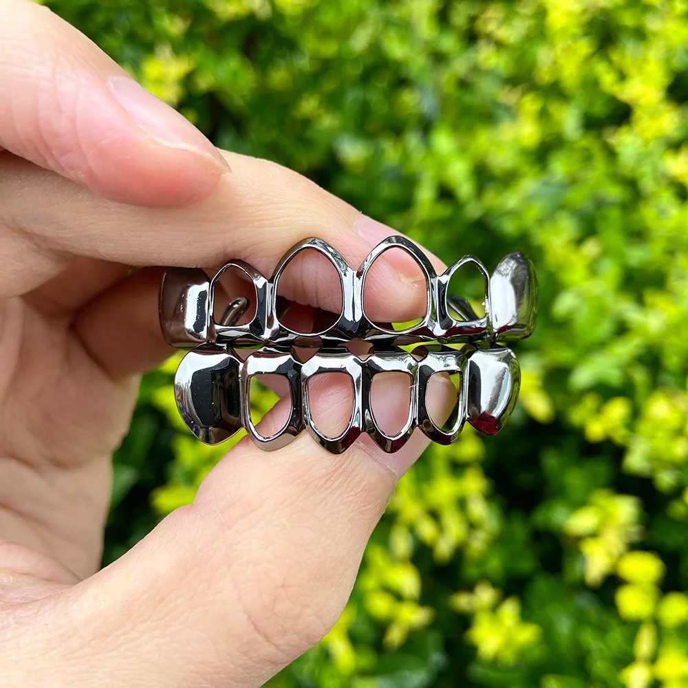 Rachelz Classic 4 Hollow Gloss Grilz Hip Hop Gold Silver Tooth Cap suitable for women men jewelry Halloween role-playing W250412