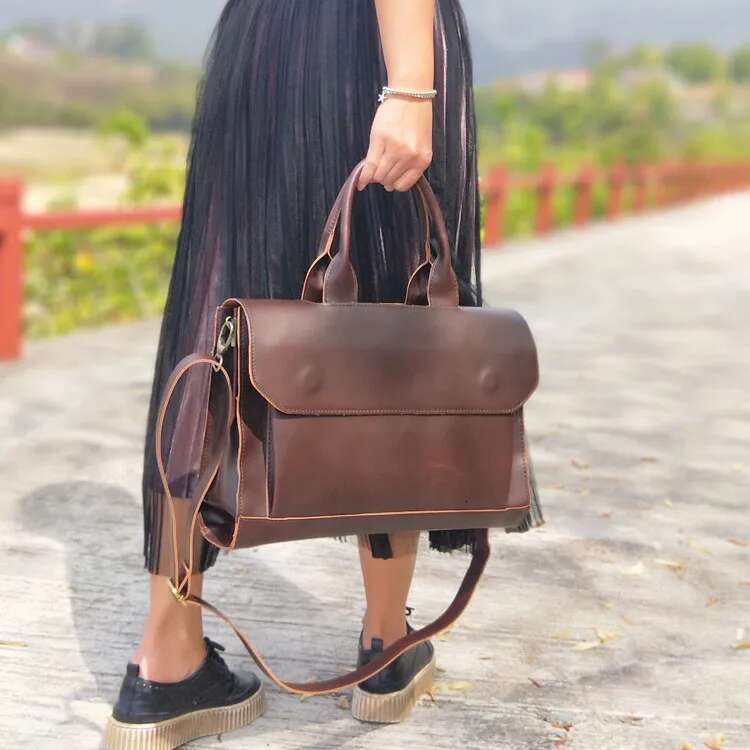 2021 New Women Handbags Ladies Business A4 File Briefcase 14 Inch Laptop Female Leather Shoulder Messenger Bag Travel Bags