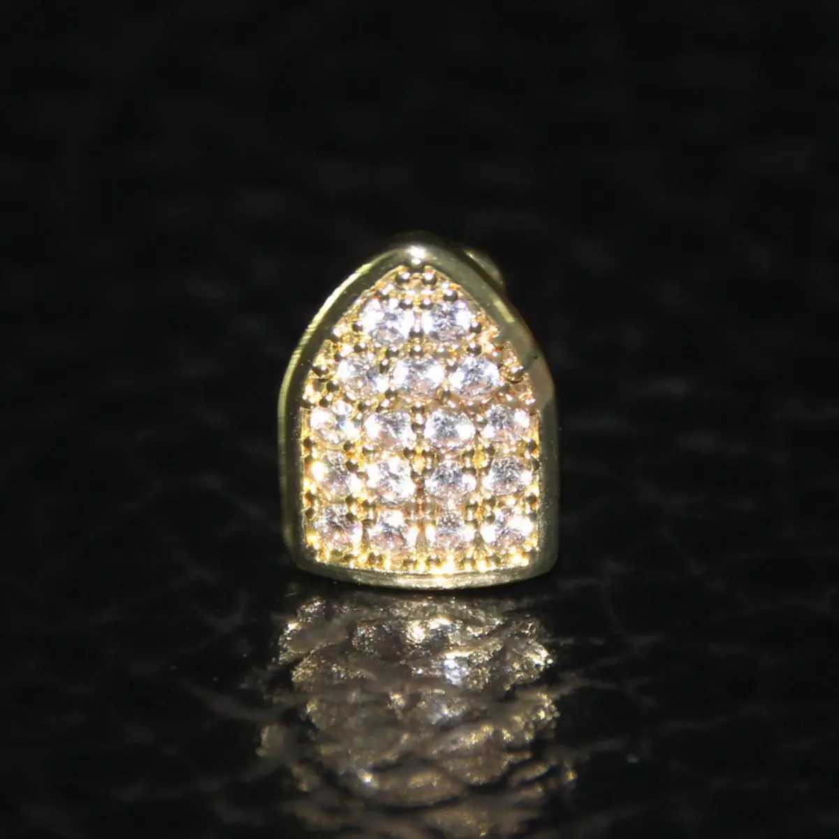 YONGX Gold Silver Monochrome Full Zircon Teeth Grillz Hip Hop CZ Stone Teeth Hat Womens Jewelry Role Playing Gift W250412