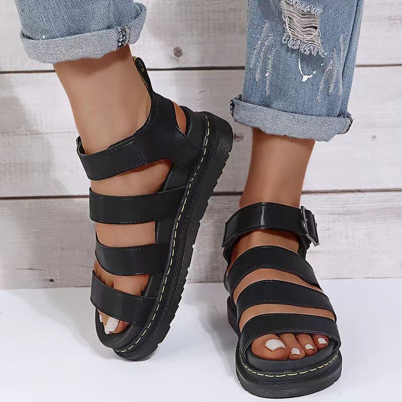 Designer sandal Thick soled slippers free Shipping Flat sandals Leisure beach shoes Wearing slippers outside