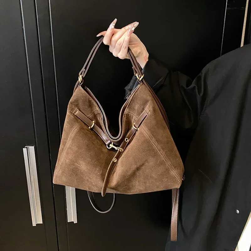 Fashion Solid PU Zipper Soft Crossbody Bags 2025 Hot Sale Interior Compartment Bags for Women Splicing Casual Womens HandbagsT2511112